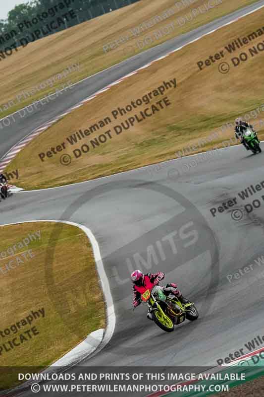 donington no limits trackday;donington park photographs;donington trackday photographs;no limits trackdays;peter wileman photography;trackday digital images;trackday photos